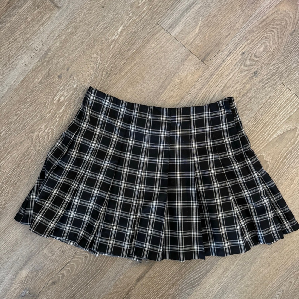 H&M plaid skirt